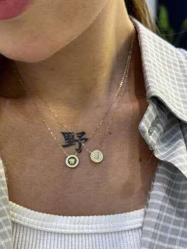 گردنبند طلا زنانه ورساچی سبز کادویی