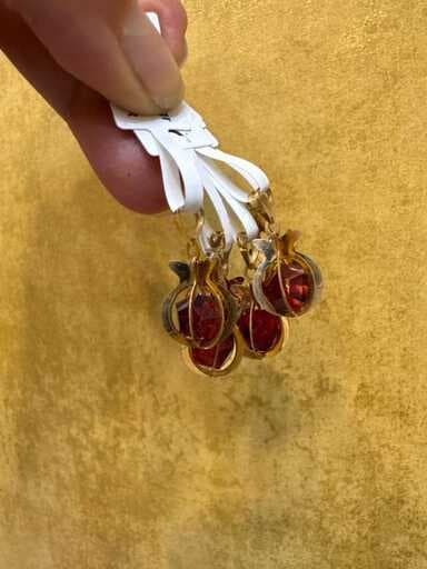 پلاک طلا زنانه انار 6 پر یاقوتی تراش کادویی