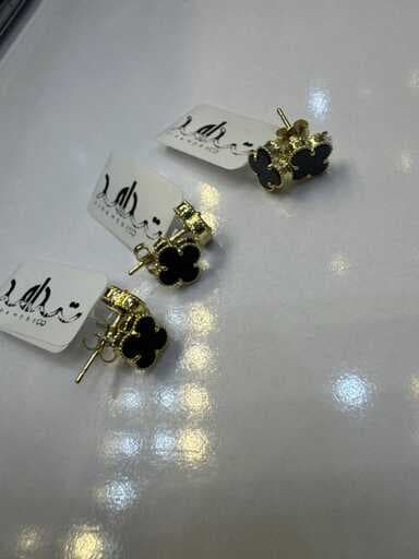 گوشواره طلا زنانه ونکلیف میخی مشکی