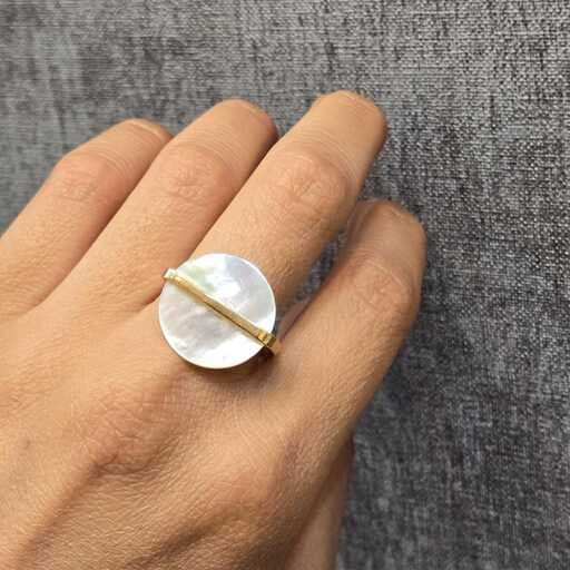 انگشتر زنانه طلا سنگ صدفی