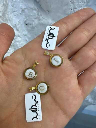 پلاک طلا صدفی حرف O